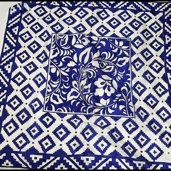 Oscar de la renta silk scarf